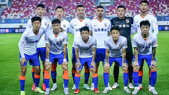 爱游戏中国-中超赛程吃紧，里昂冲刺阶段主帅复盘，底气十足，团队化学反应显著的简单介绍-爱游戏中国